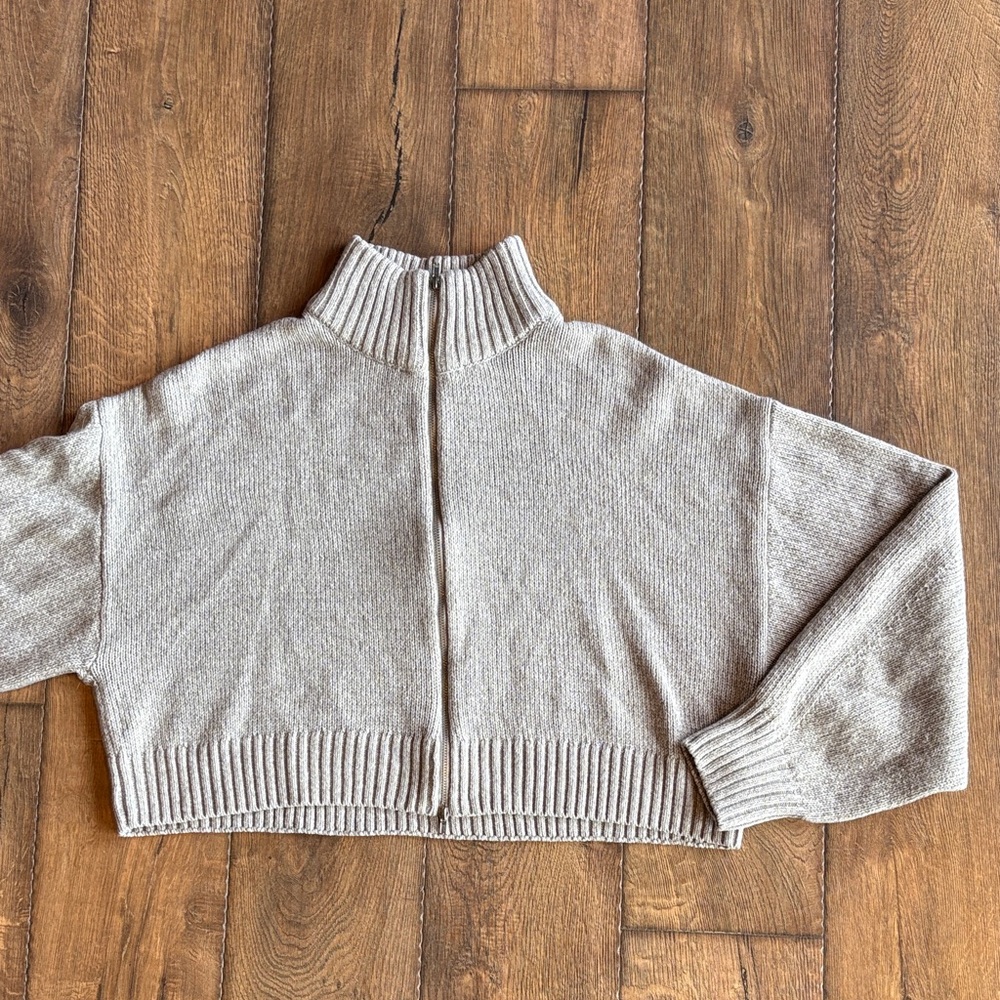 3 for $30* H&M Cropped Sweater